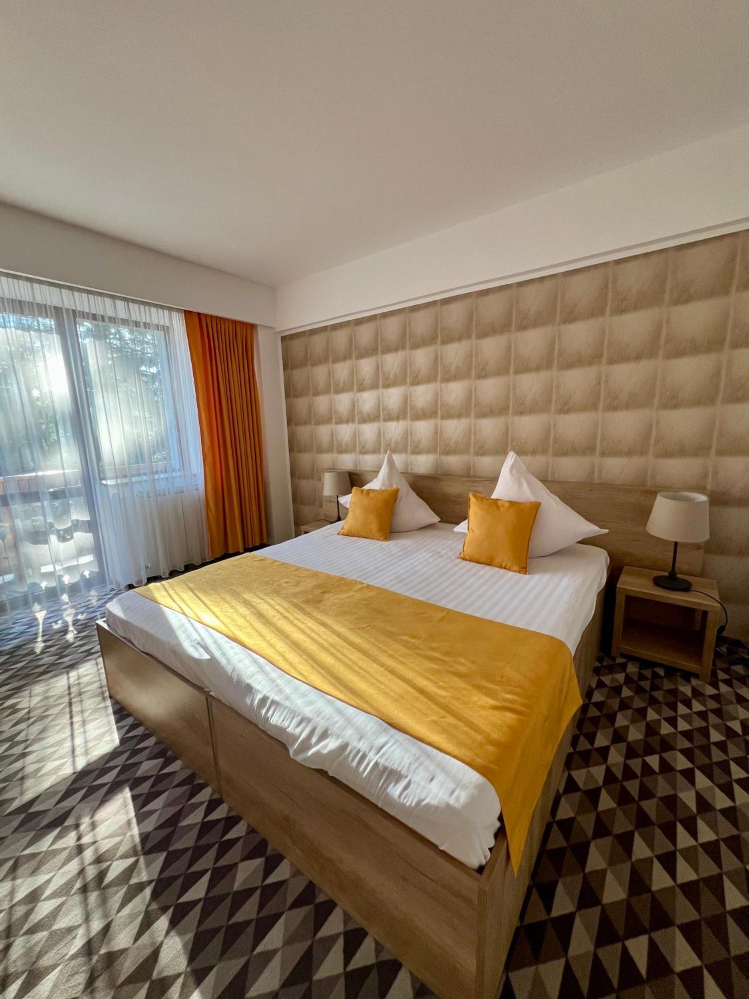No 107 Predeal Ngoại thất bức ảnh
