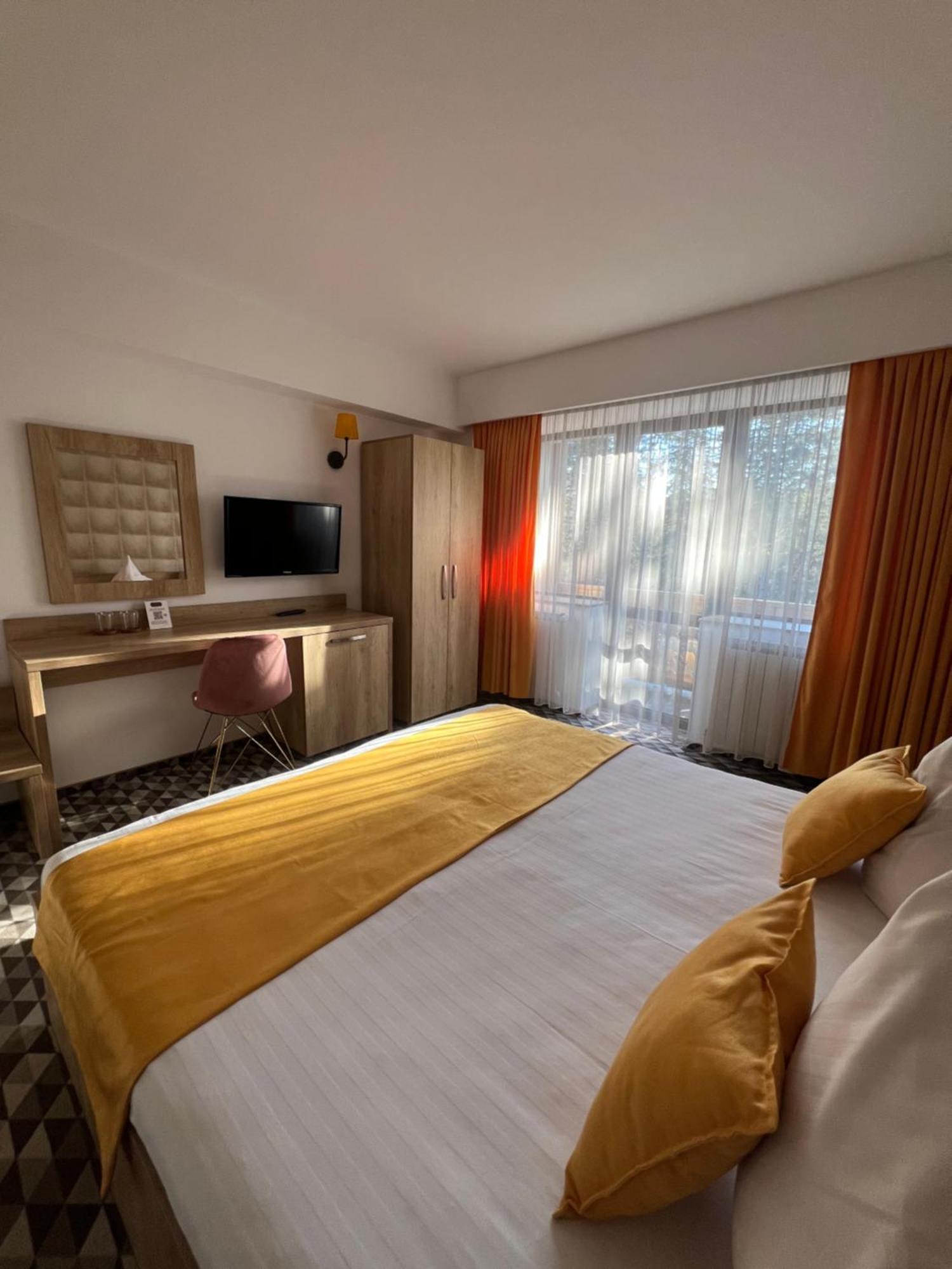 No 107 Predeal Ngoại thất bức ảnh